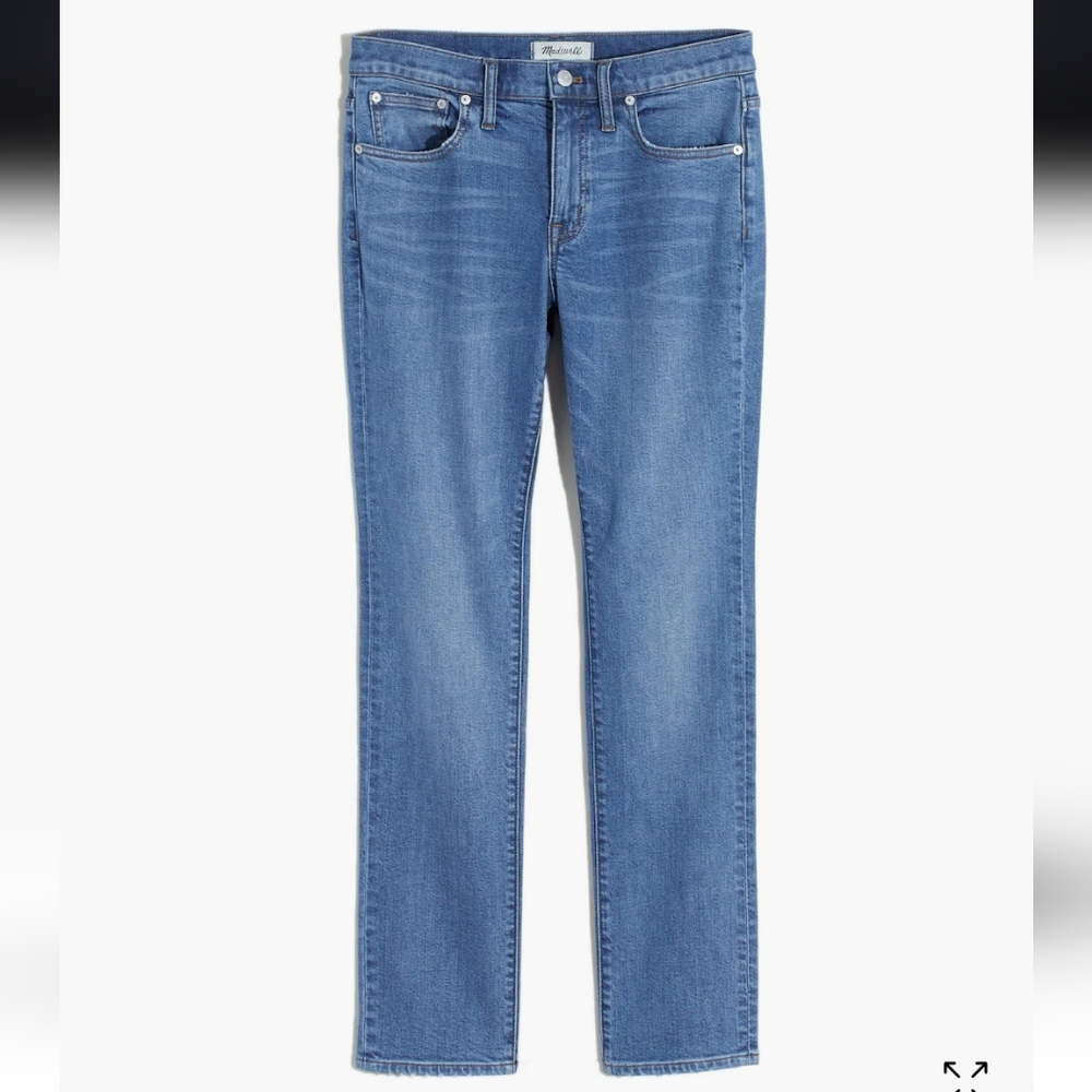 Madewell Slim Boyjean Size 30 Medium Wash Lighly Distressed - Picture 2 of 15